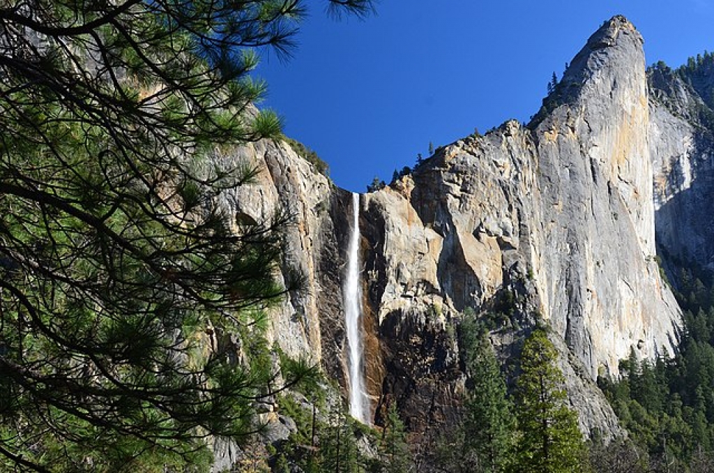 Chutes d’eau du voile de la mariée (Bridalveil Fall)